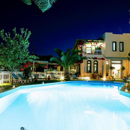 Aquarius Exclusive Hotel - Breakfast And Meal Included 伊拉克利翁 外观 照片